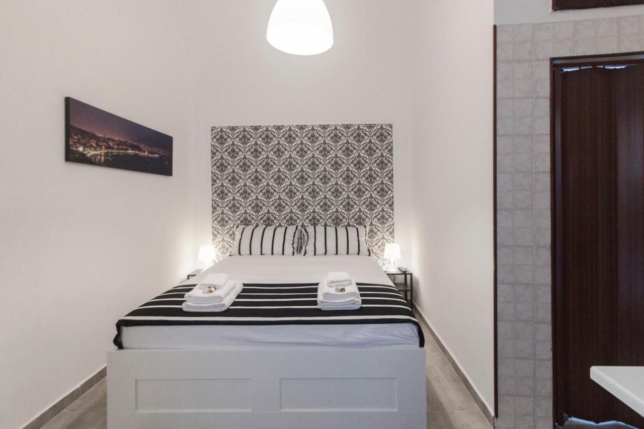 Olina Studio Apartment Наполи Екстериор снимка